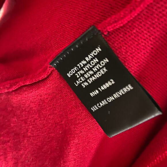 Torrid Womens Sweater Size 00 M 10 Red Knit & Black Lace Yoke Neck Top - Picture 6 of 7